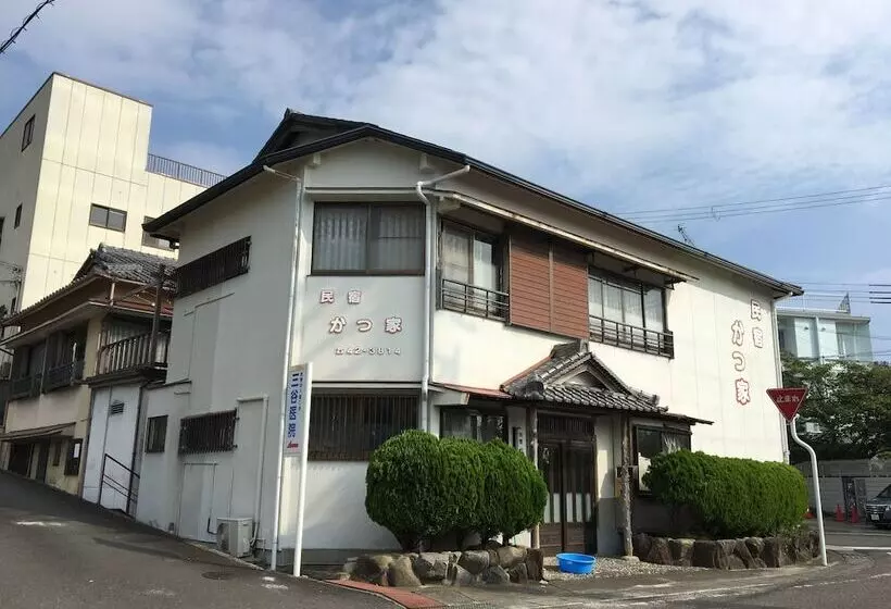 Ryokan Minshuku Katsuya