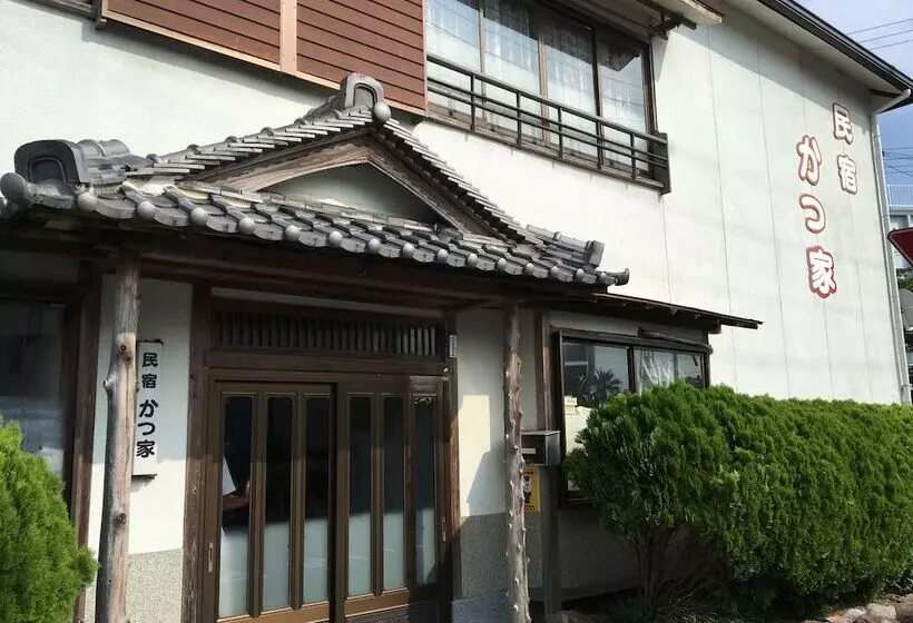 Ryokan Minshuku Katsuya