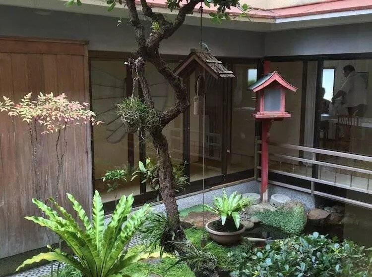 Ryokan Minshuku Katsuya