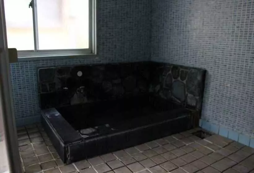 Ryokan Minshuku Katsuya