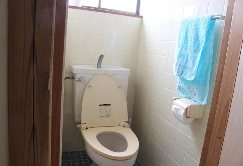 旅館 Minshuku Katsuya