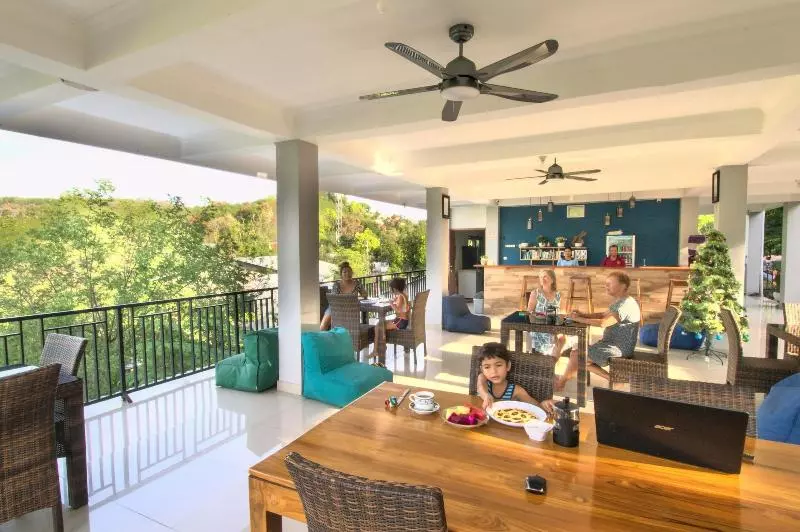 ベッドアンドブレックファースト Bonne Nuit