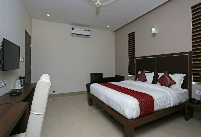 Отель Maharana Greens Resort By Oyo Rooms