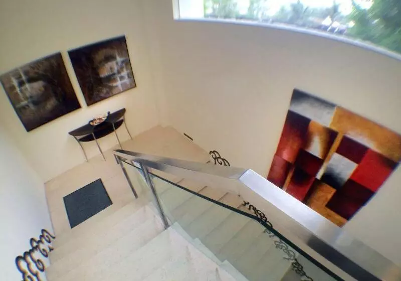 Hotelli Segara Villas