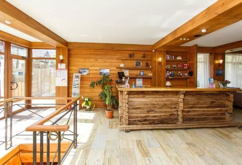 Hotelli Velia Guesthouse