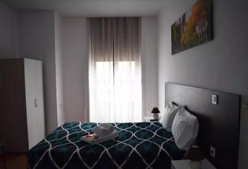 ペンション Guest House Henrique Viii