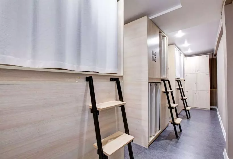 Dad&cat Capsule Hotel   Hostel