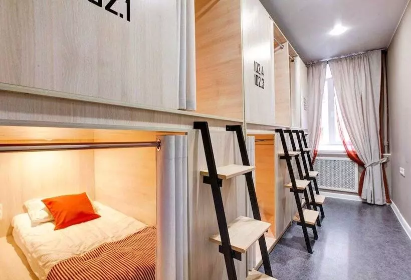 Dad&cat Capsule Hotel   Hostel