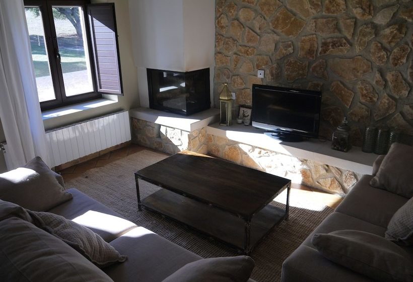 El Pinar De La Lobera