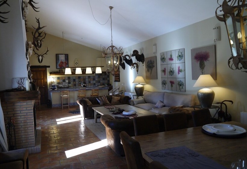 El Pinar De La Lobera