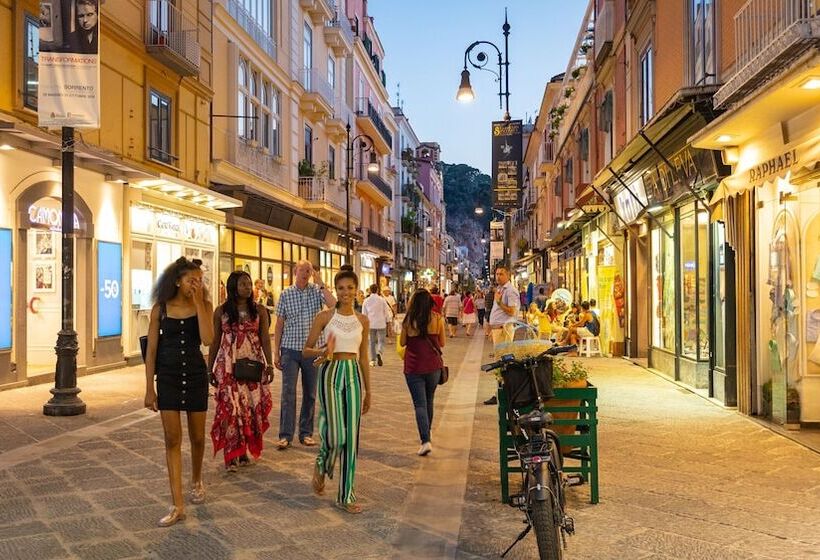 ホテル Diamond Suite