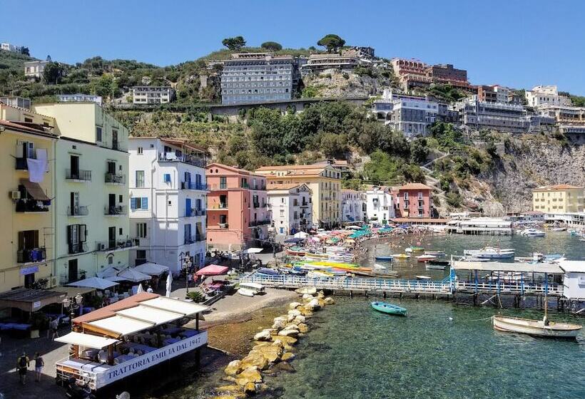 ホテル Diamond Suite