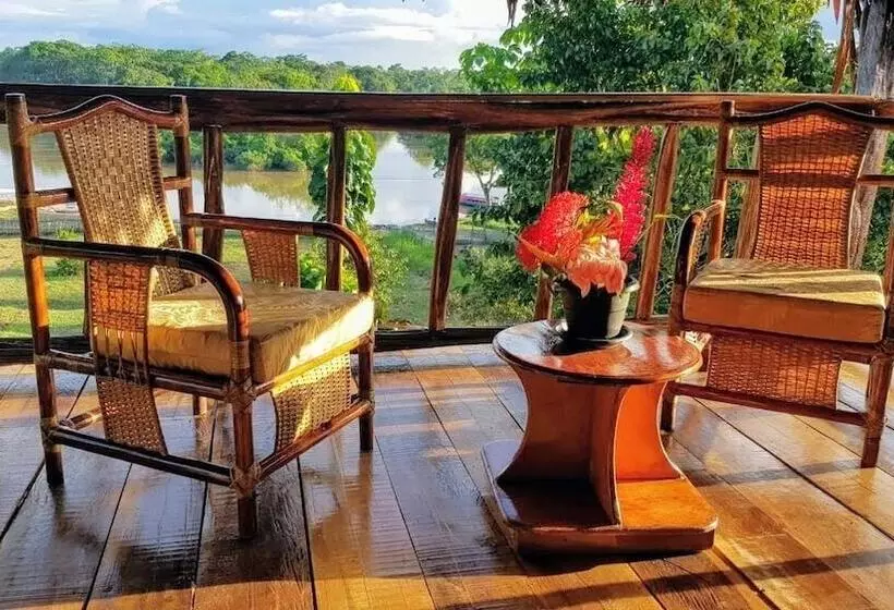 Hotelli Selva Vida Lodge & Retreat Center