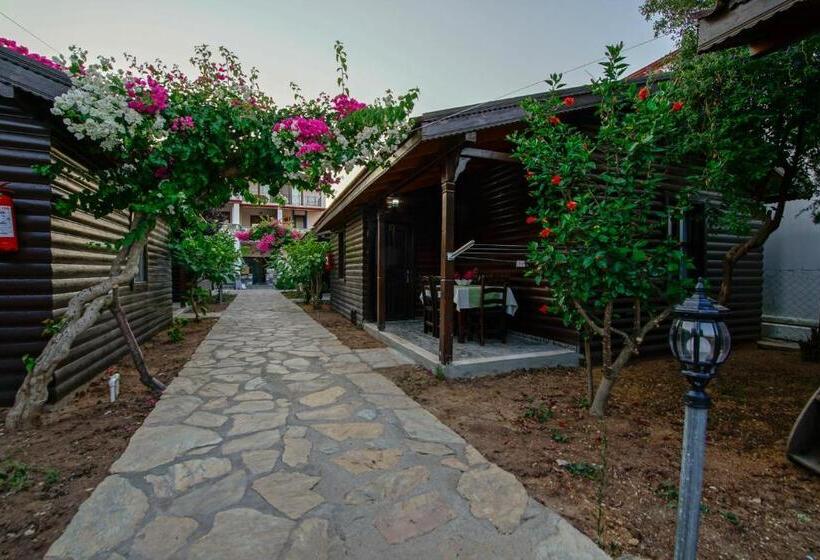 בית מלון כפרי Cuhadar Ahsap Evleri