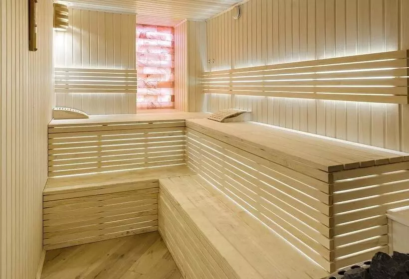 هتل Wellion Suharevskiy