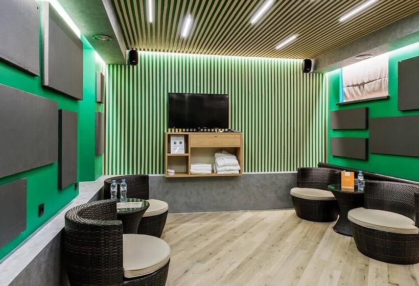 酒店 Wellion Suharevskiy