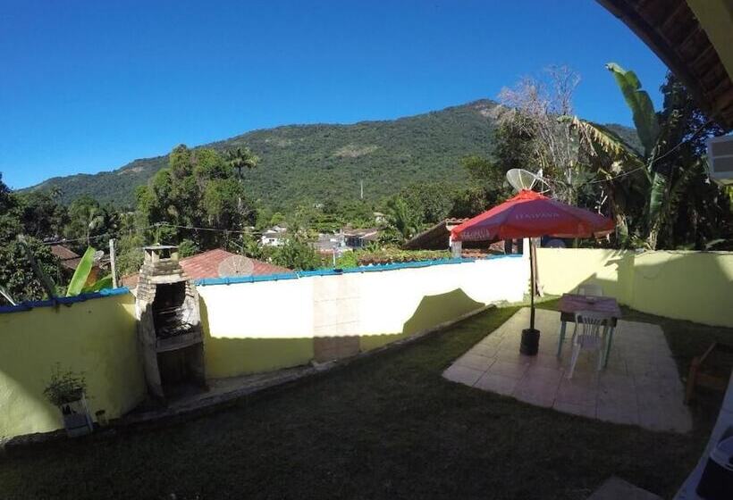 هتل Yellow Guest House