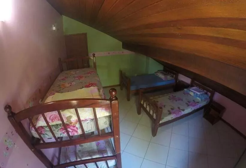 Hotelli Yellow Guest House