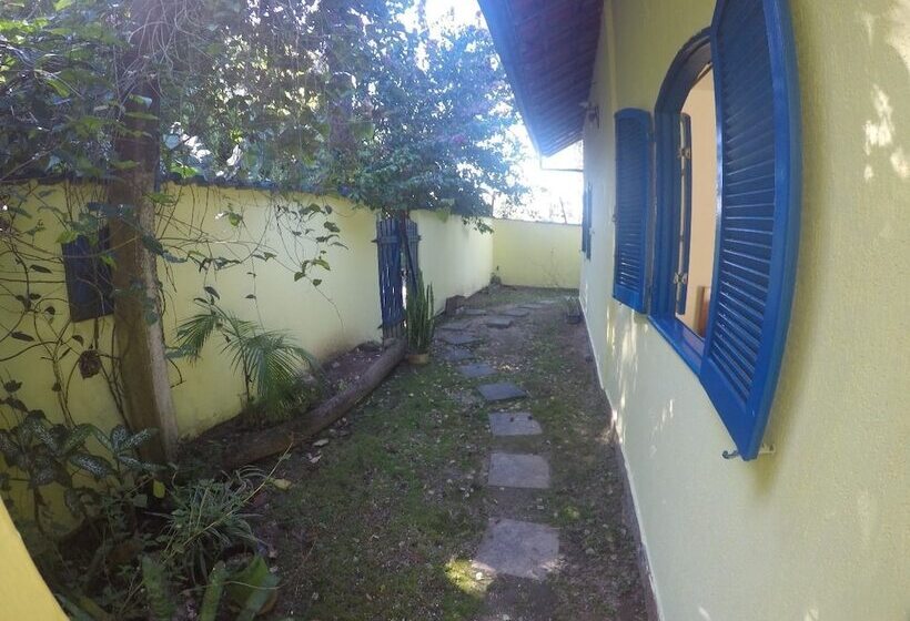 هتل Yellow Guest House