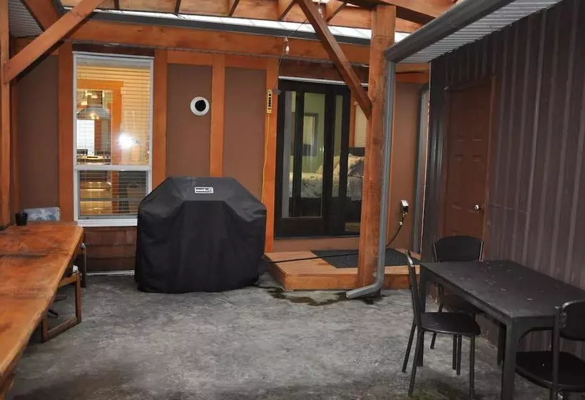 Shelter Bay Resort