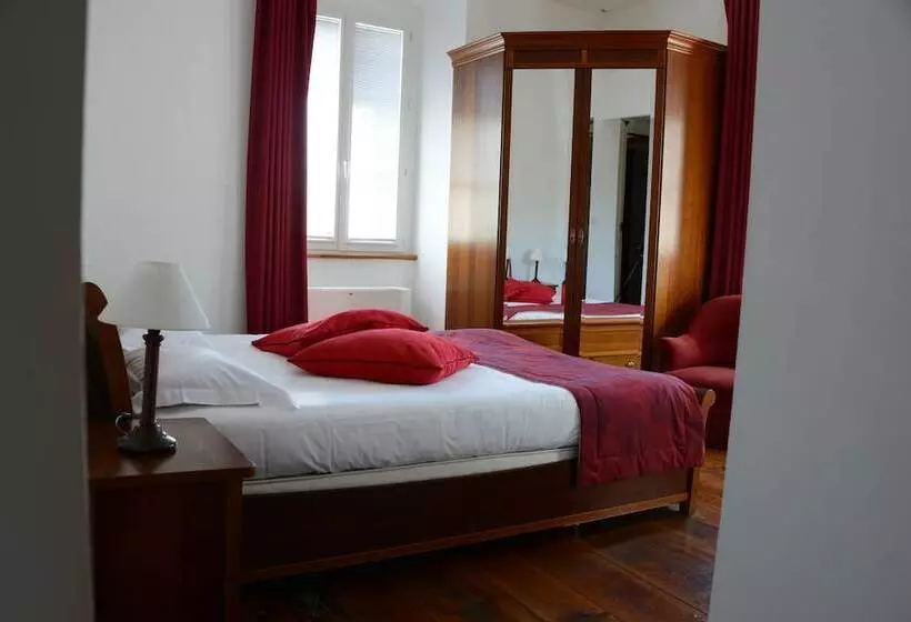 تختخواب و صبحانه Casa Guelfucci