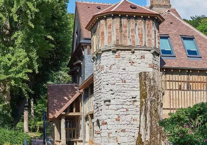 هتل Les Jardins De Coppelia