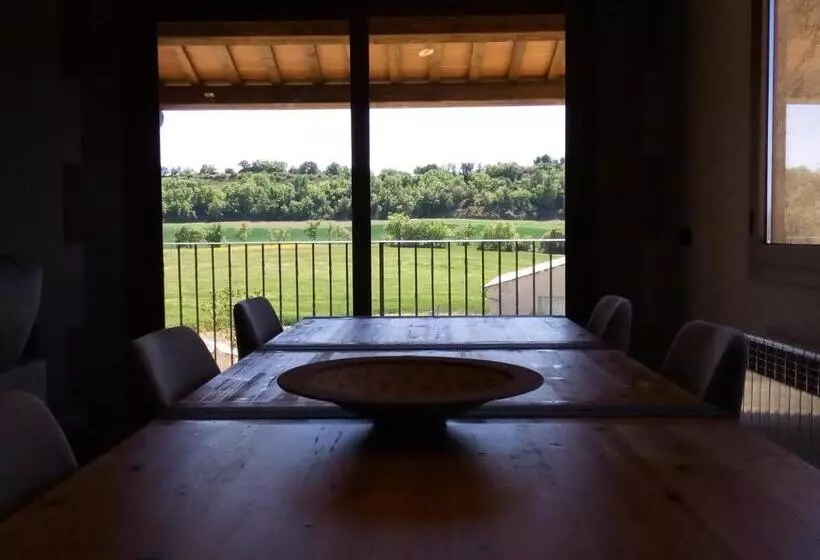 Maaseutuhotelli Cal Ros