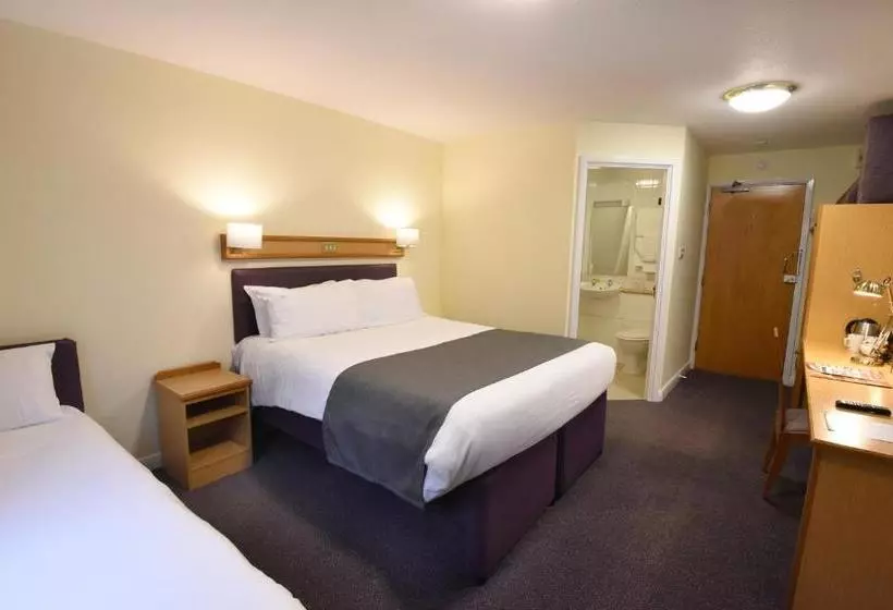 ホテル The Mount By Greene King Inns