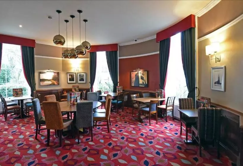 ホテル The Mount By Greene King Inns