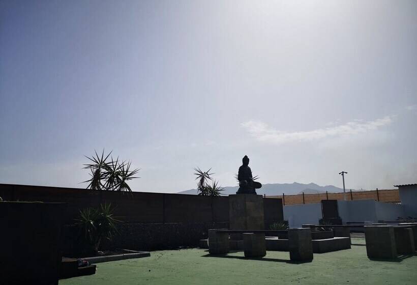 Hotel Valtisya Pool And Airport