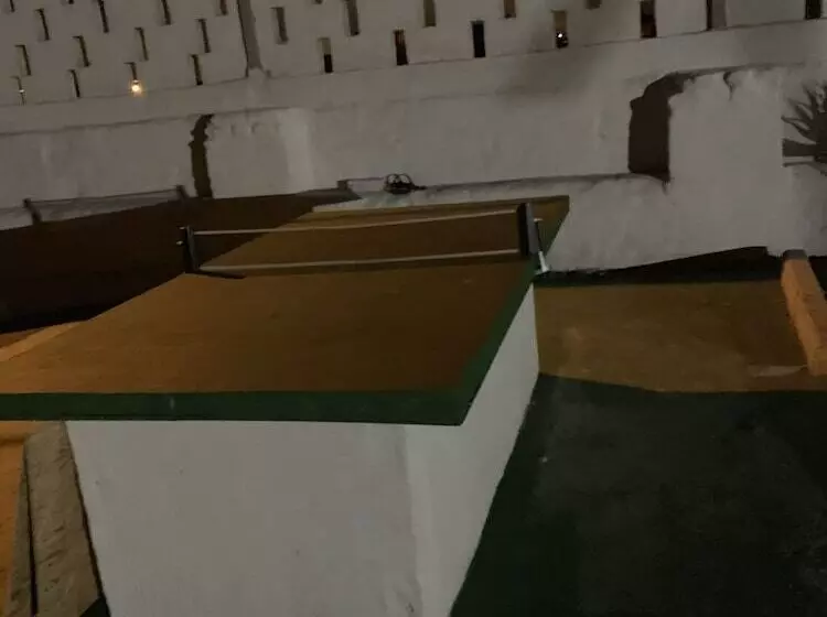 Hotelli Valtisya Pool And Airport