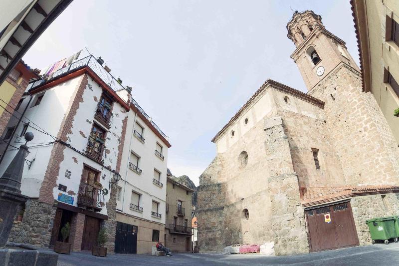 La Fuente De Arnedillo