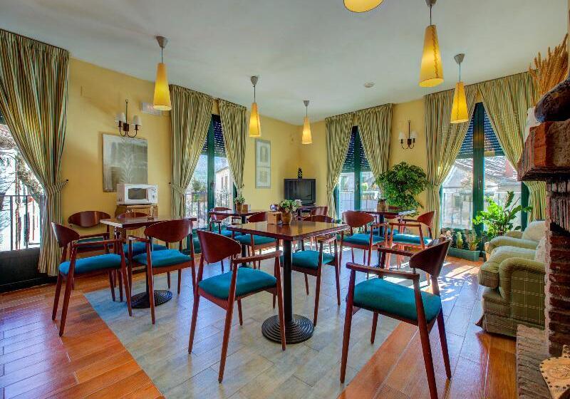 Oyo Casa Rural La Chata