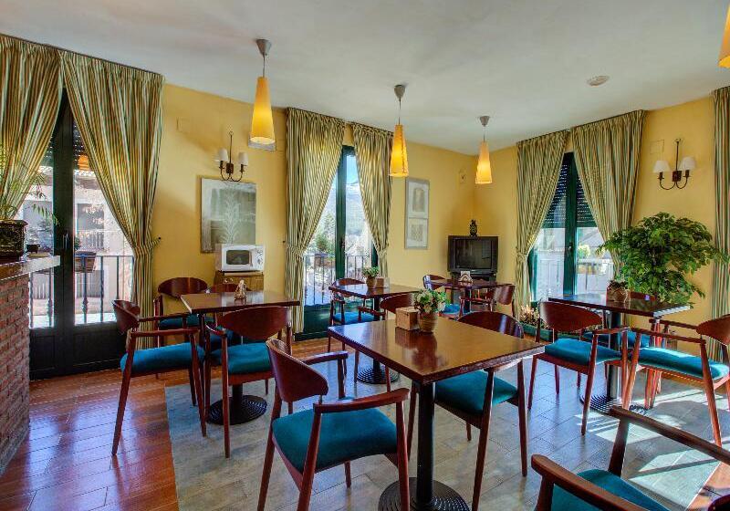 Oyo Casa Rural La Chata