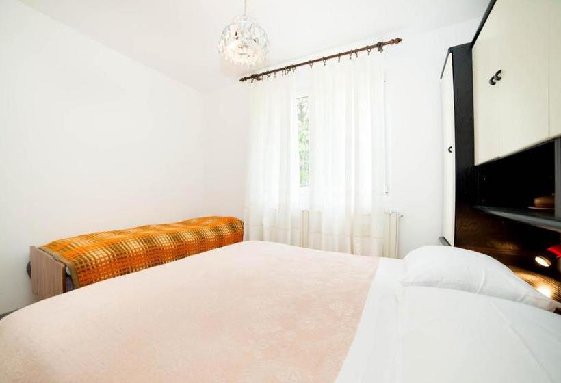 Apartments Santaleza