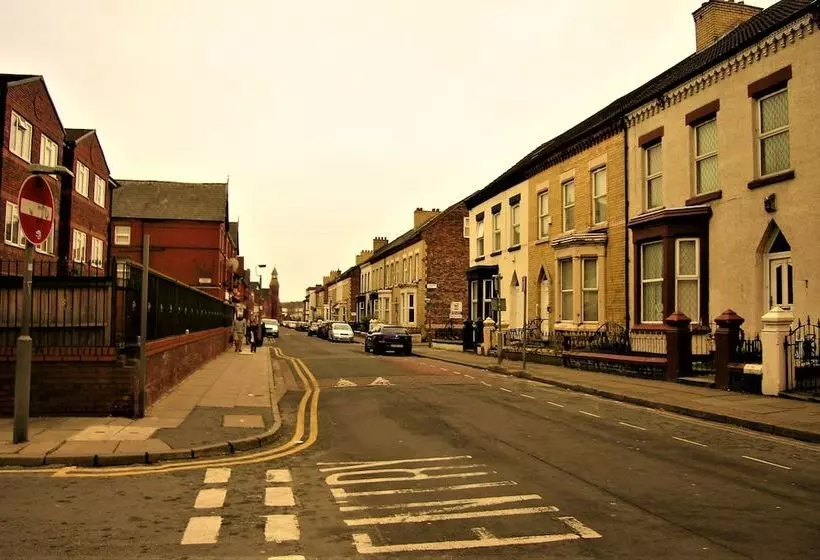 Cambrington Hostel