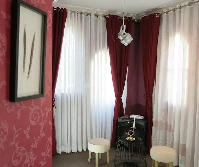 هتل Arche De Noé