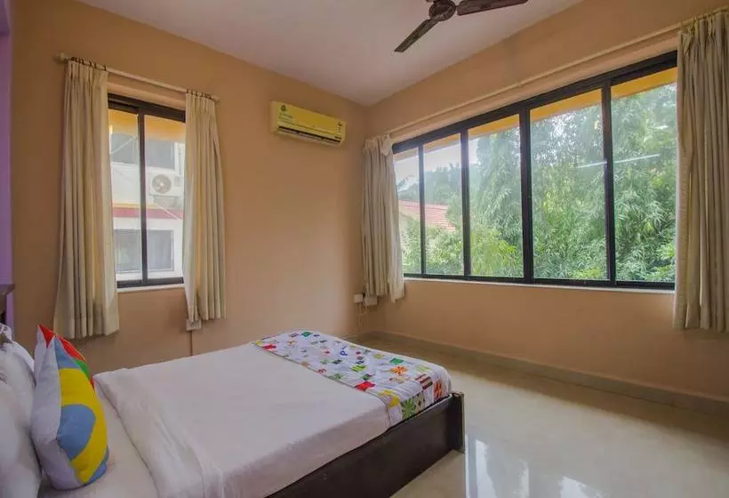 Oyo 14956 Home Graceful 1bhk Vagator