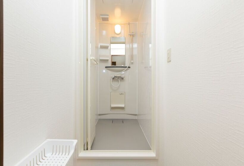 پانسیون Plus 9 Station Inn