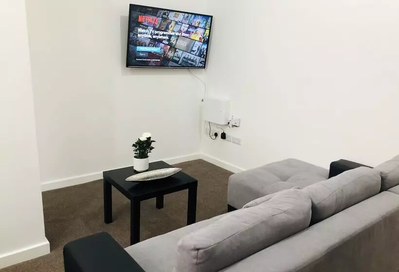 Showcase Apartments   Highcross House Apart