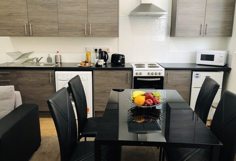 Showcase Apartments   Highcross House Apart