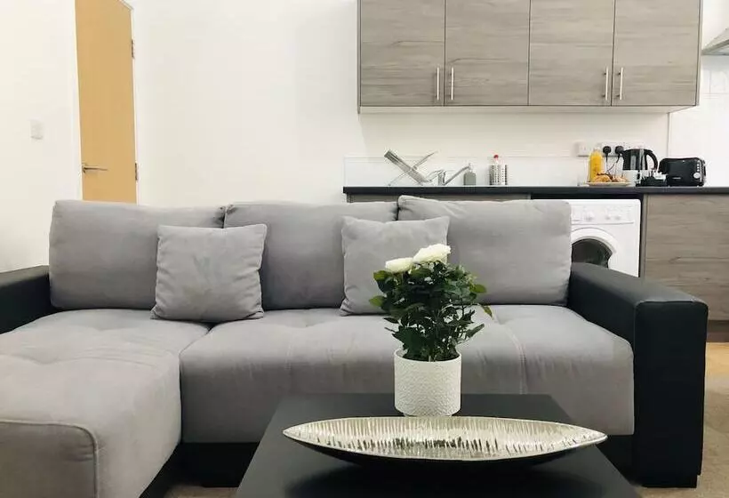 Showcase Apartments   Highcross House Apart