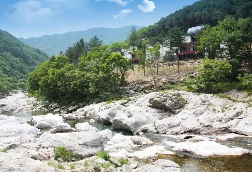 Yeoninsan Hot Spring Resort