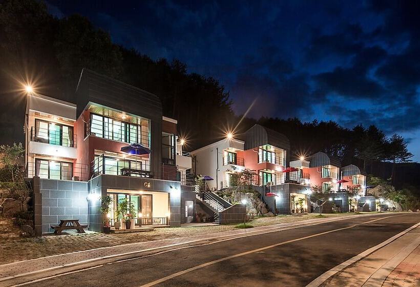 Yeoninsan Hot Spring Resort