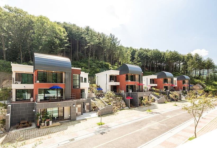 Yeoninsan Hot Spring Resort