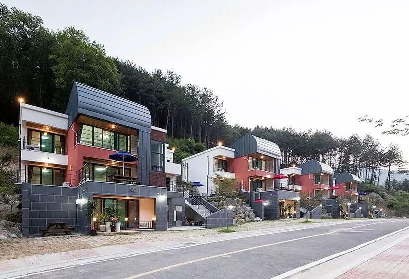 Yeoninsan Hot Spring Resort