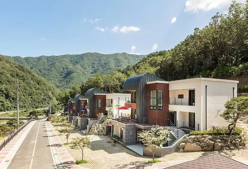 Yeoninsan Hot Spring Resort