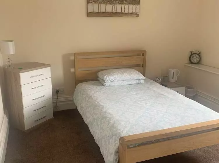 Hotelli The Harbour Inn