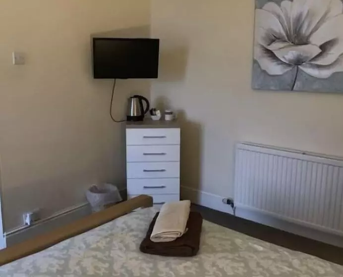 Hotelli The Harbour Inn