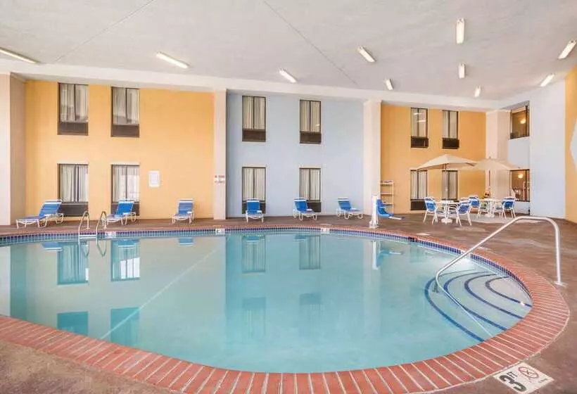 호텔 Americinn By Wyndham Johnston Des Moines